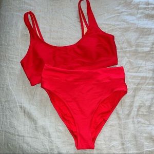Ribbed Red Bikini Set 🔥